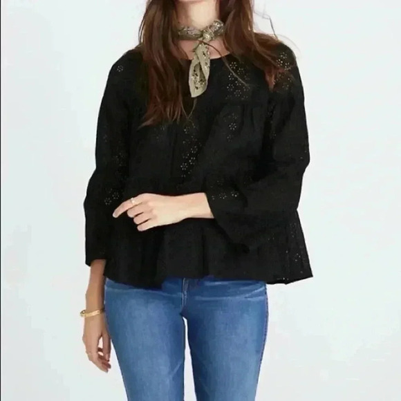 Madewell Eyelet Tiered Button-Back Top bell sleeve Medium - Picture 1 of 8